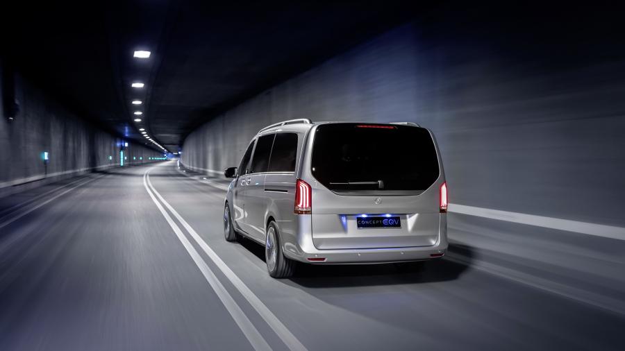  Mercedes-Benz Concept EQV (W447) 2019 года  (фото 2 из 31)
